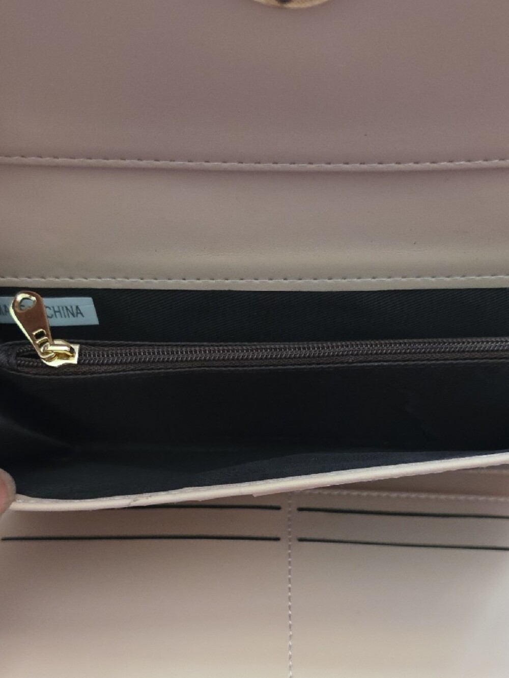NWOT: Roulens Burgundy Wallet with Gold Leaf Accented Closure - Picture 5 of 7
